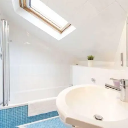 Modern 2 Double Bedroom Flat Near Gloucester Road Apartamento *