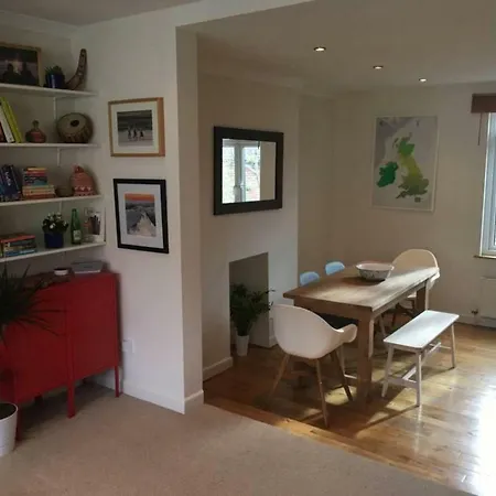 Modern 2 Double Bedroom Flat Near Gloucester Road Apartamento Bristol